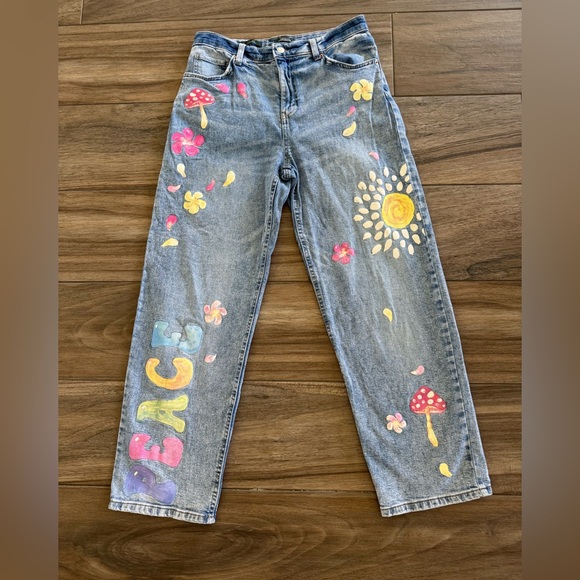 Wild Fable Jeans Peace Mushroom Painted Hippie Boho. Med Wash. Wmn’s 6 - Picture 4 of 11